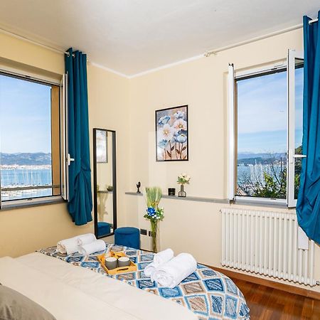 Villa Amelia - Vista Mare - Феззано Екстер'єр фото